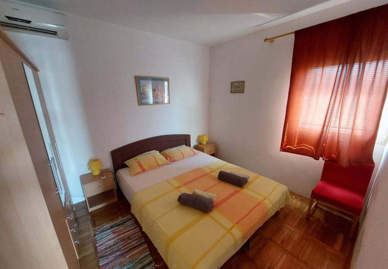 Apartament w Žaborić - Apartament w Žaborić z Widok na morze, balkon, Klimatyzacja, WIFI (5177-2)