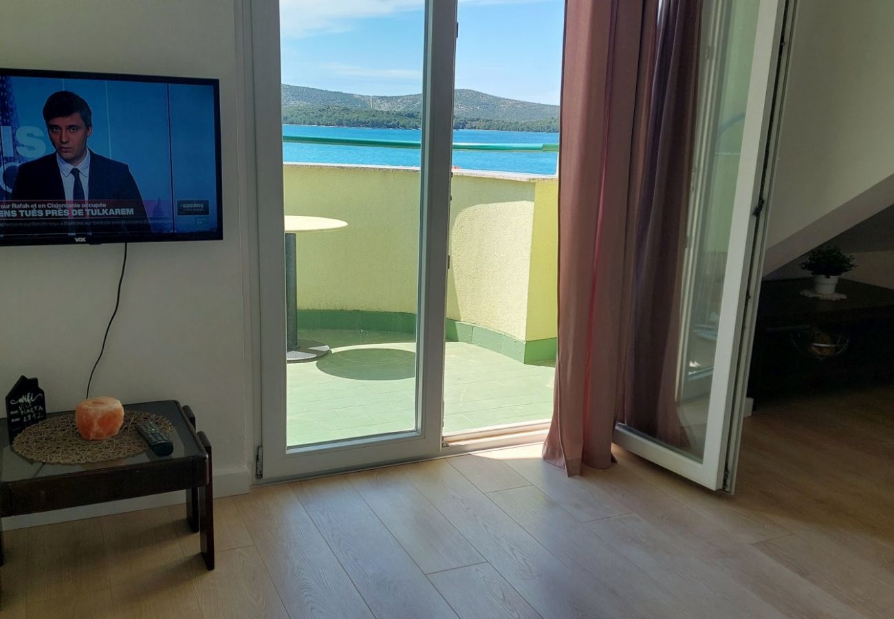 Apartament w Žaborić - Apartament w Žaborić z Widok na morze, balkon, Klimatyzacja, WIFI (5177-3)