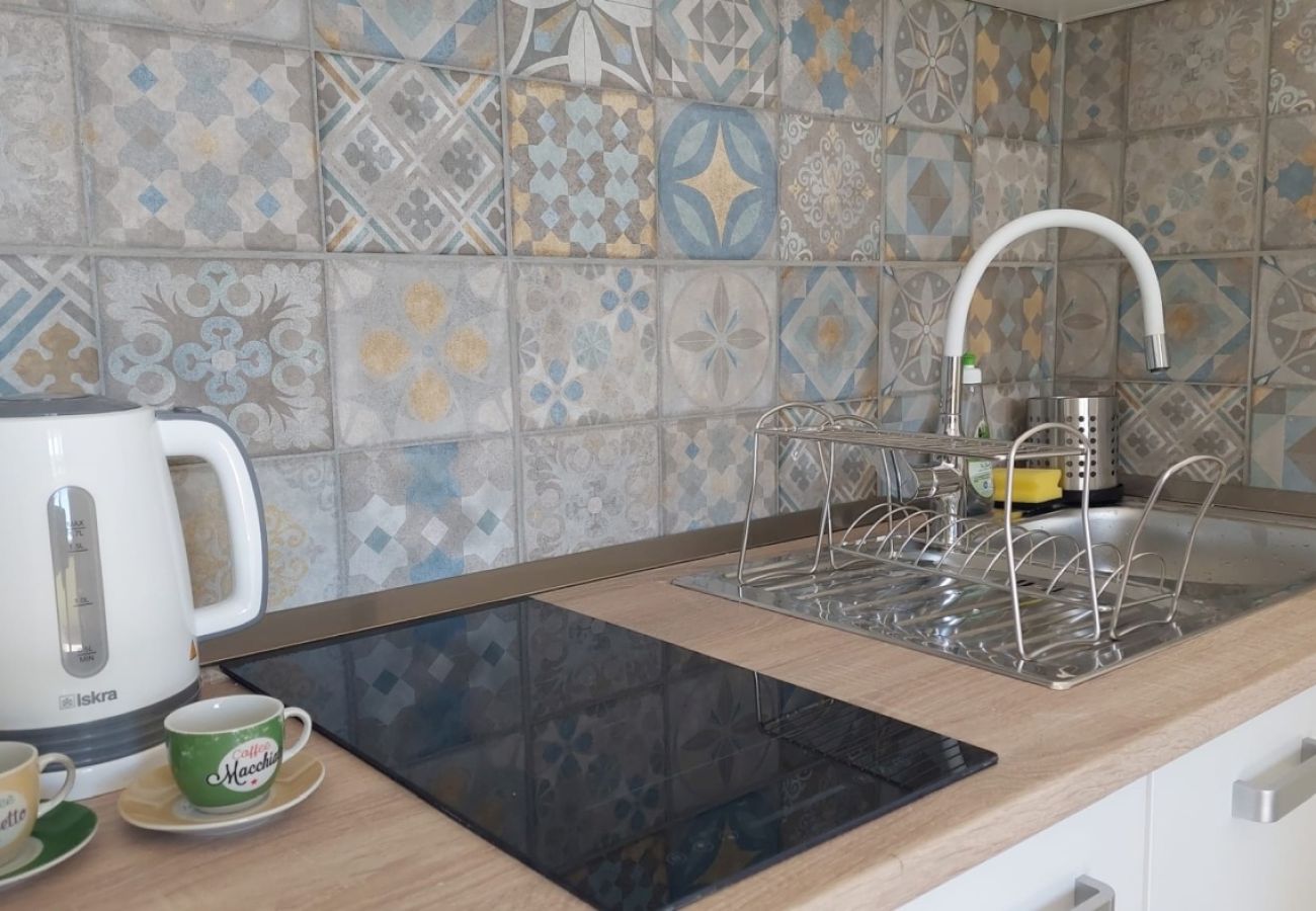 Apartament w Žaborić - Apartament w Žaborić z Widok na morze, balkon, Klimatyzacja, WIFI (5177-4)