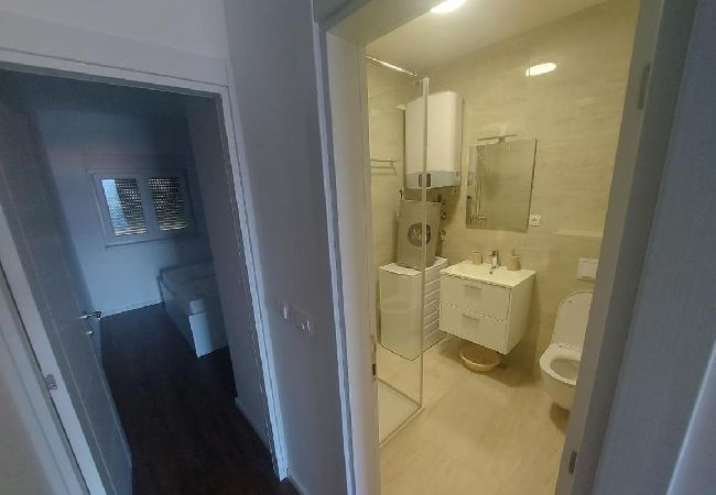 Apartament w Lokva Rogoznica - Apartament w Lokva Rogoznica z Widok na morze, balkon, Klimatyzacja, WIFI (5118-8) Apartament w Lokva Rogoznica - Apartament w Lokva Rogoznica z Widok na morze, balkon, Klimatyzacja, WIFI (5118-8)