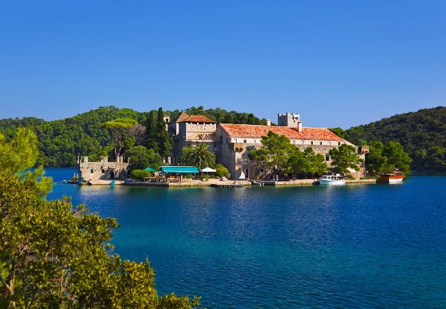 Apartament w Saplunara - Apartament w Saplunara z Widok na morze, taras, Klimatyzacja, WIFI (5197-5) Apartament w Saplunara - Apartament w Saplunara z Widok na morze, taras, Klimatyzacja, WIFI (5197-5)