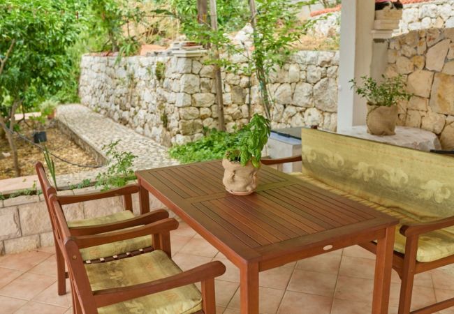 Apartament w Saplunara - Apartament w Saplunara z Widok na morze, balkon, Klimatyzacja, WIFI (5197-3) Apartament w Saplunara - Apartament w Saplunara z Widok na morze, balkon, Klimatyzacja, WIFI (5197-3)