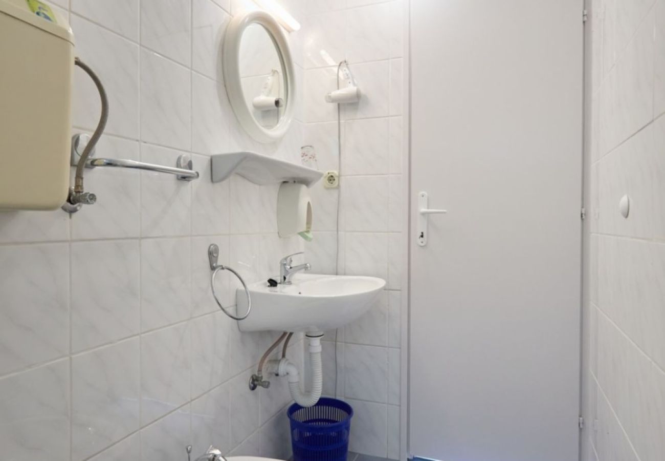Apartament w Saplunara - Apartament w Saplunara z Widok na morze, balkon, Klimatyzacja, WIFI (5197-2)