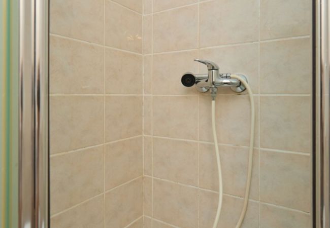 Apartament w Saplunara - Apartament w Saplunara z Widok na morze, balkon, Klimatyzacja, WIFI (5197-1) Apartament w Saplunara - Apartament w Saplunara z Widok na morze, balkon, Klimatyzacja, WIFI (5197-1)