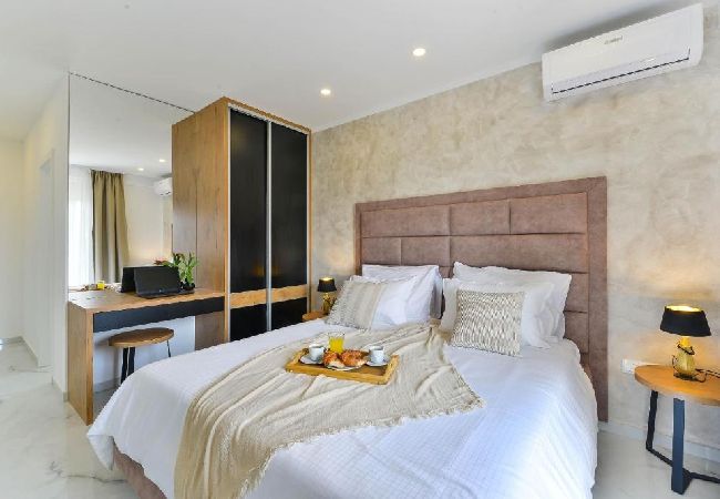 Dom w Bibinje - Domek wypoczynkowy w Bibinje z Widok na morze, balkon, Klimatyzacja, WIFI (5201-1) Dom w Bibinje - Domek wypoczynkowy w Bibinje z Widok na morze, balkon, Klimatyzacja, WIFI (5201-1)
