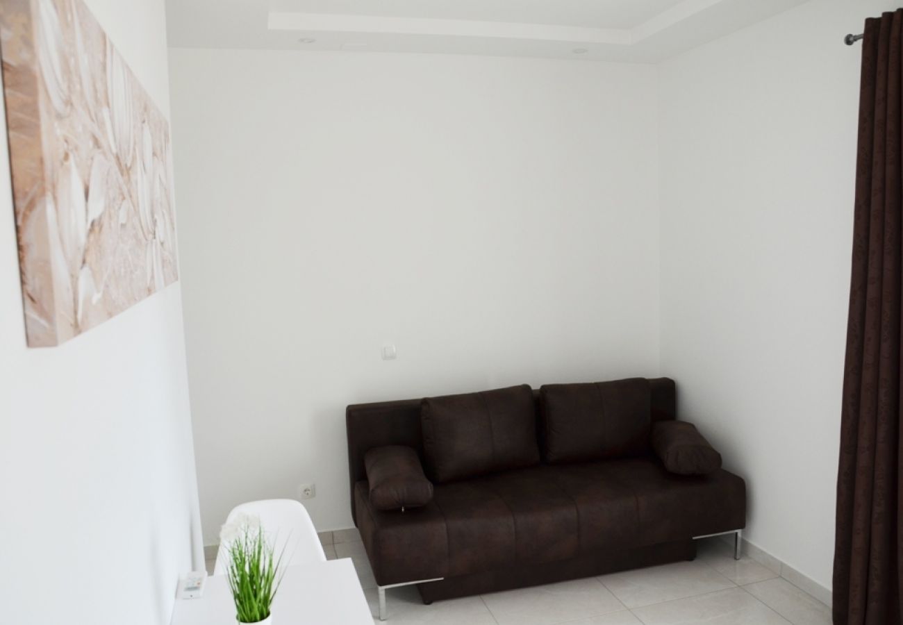 Studio w Trogir - Apartament Studio w Trogir z Widok na morze, taras, Klimatyzacja, WIFI (4786-5)