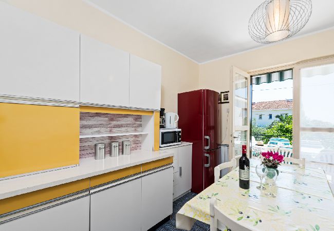 Apartament w Porec - Ferienwohnung in Poreč mit Balkon, Klimaanlage, W-LAN, Waschmaschine (5203-1) Apartament w Porec - Ferienwohnung in Poreč mit Balkon, Klimaanlage, W-LAN, Waschmaschine (5203-1)