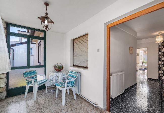 Apartament w Porec - Ferienwohnung in Poreč mit Balkon, Klimaanlage, W-LAN, Waschmaschine (5203-1) Apartament w Porec - Ferienwohnung in Poreč mit Balkon, Klimaanlage, W-LAN, Waschmaschine (5203-1)