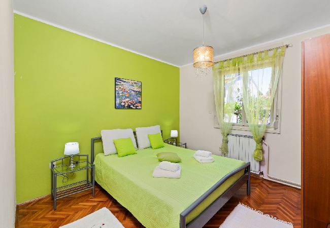 Apartament w Porec - Ferienwohnung in Poreč mit Balkon, Klimaanlage, W-LAN, Waschmaschine (5203-1) Apartament w Porec - Ferienwohnung in Poreč mit Balkon, Klimaanlage, W-LAN, Waschmaschine (5203-1)