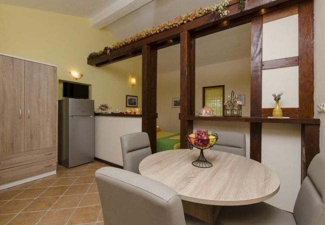 Studio w Ražanj - Apartament Studio w Ražanj z Widok na morze, taras, Klimatyzacja, WIFI (4597-3) Studio w Ražanj - Apartament Studio w Ražanj z Widok na morze, taras, Klimatyzacja, WIFI (4597-3)