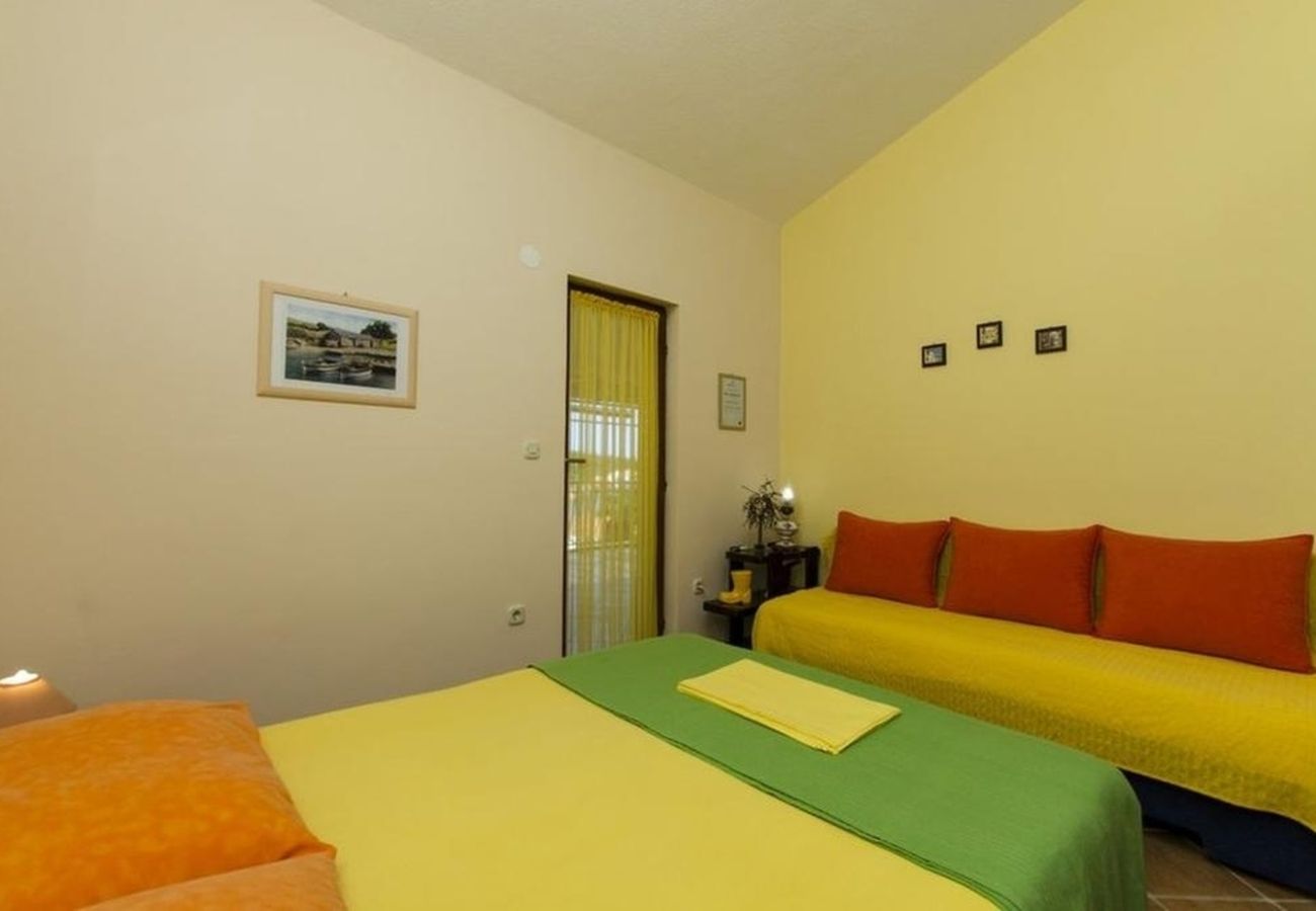 Studio w Ražanj - Apartament Studio w Ražanj z Widok na morze, taras, Klimatyzacja, WIFI (4597-3)