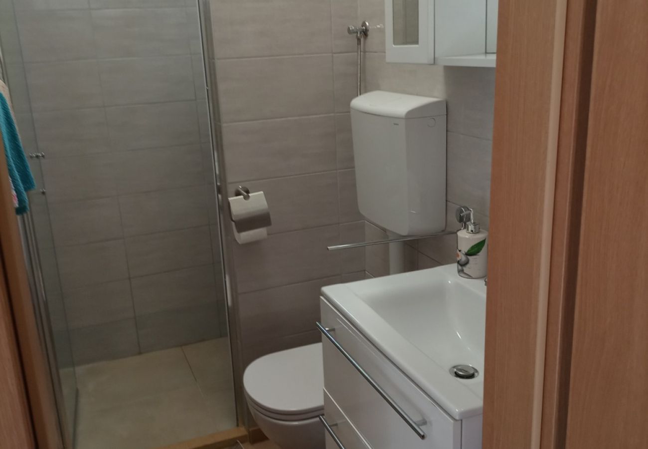 Studio w Umag - Studio w Umagu z klimatyzacją, pralką i Wi-Fi (4222-3)