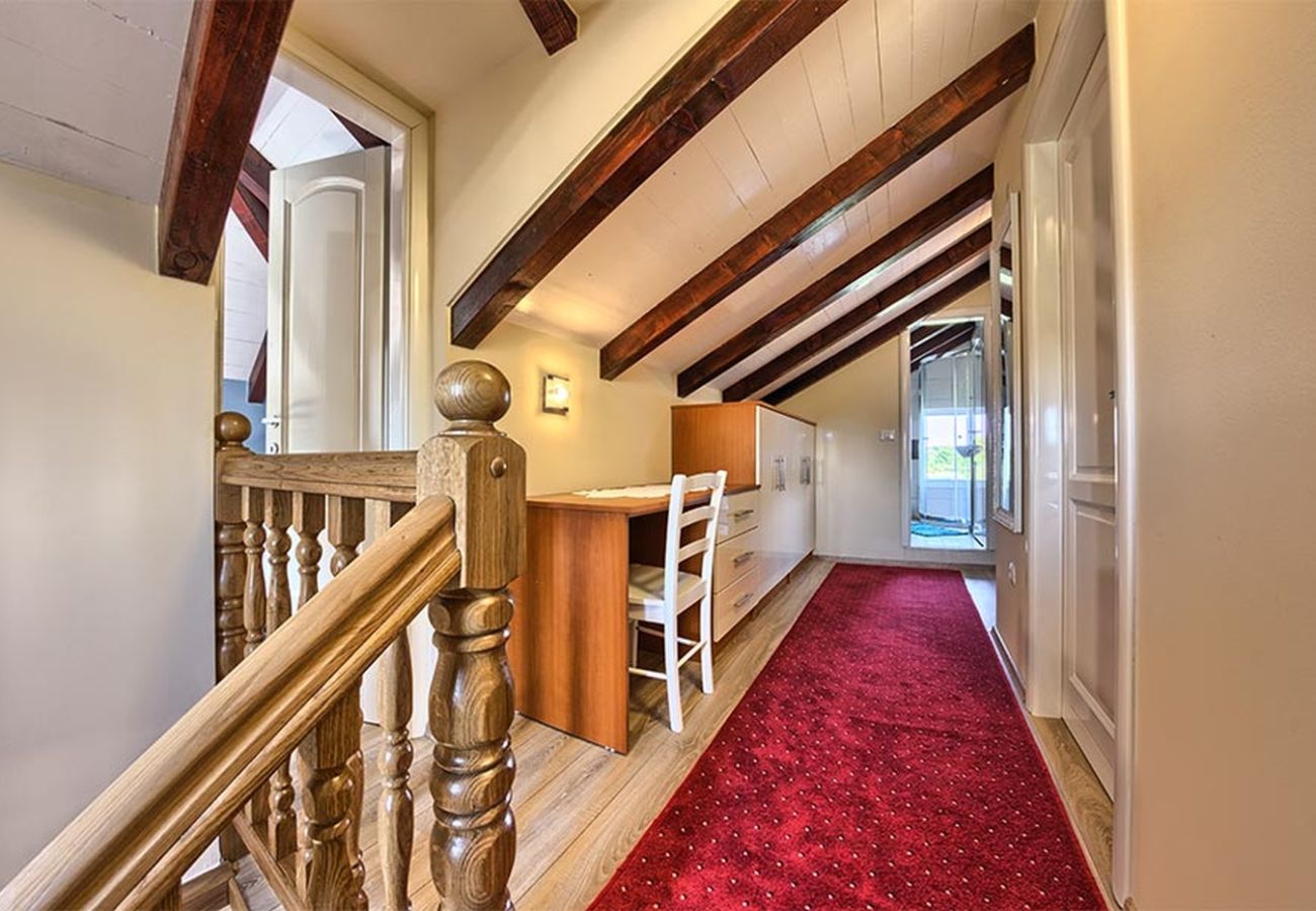 Willa w Okrug Gornji - Ferienhaus 5243 für 8 Pers