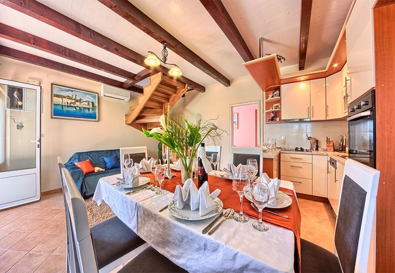 Willa w Okrug Gornji - Ferienhaus 5243 für 8 Pers