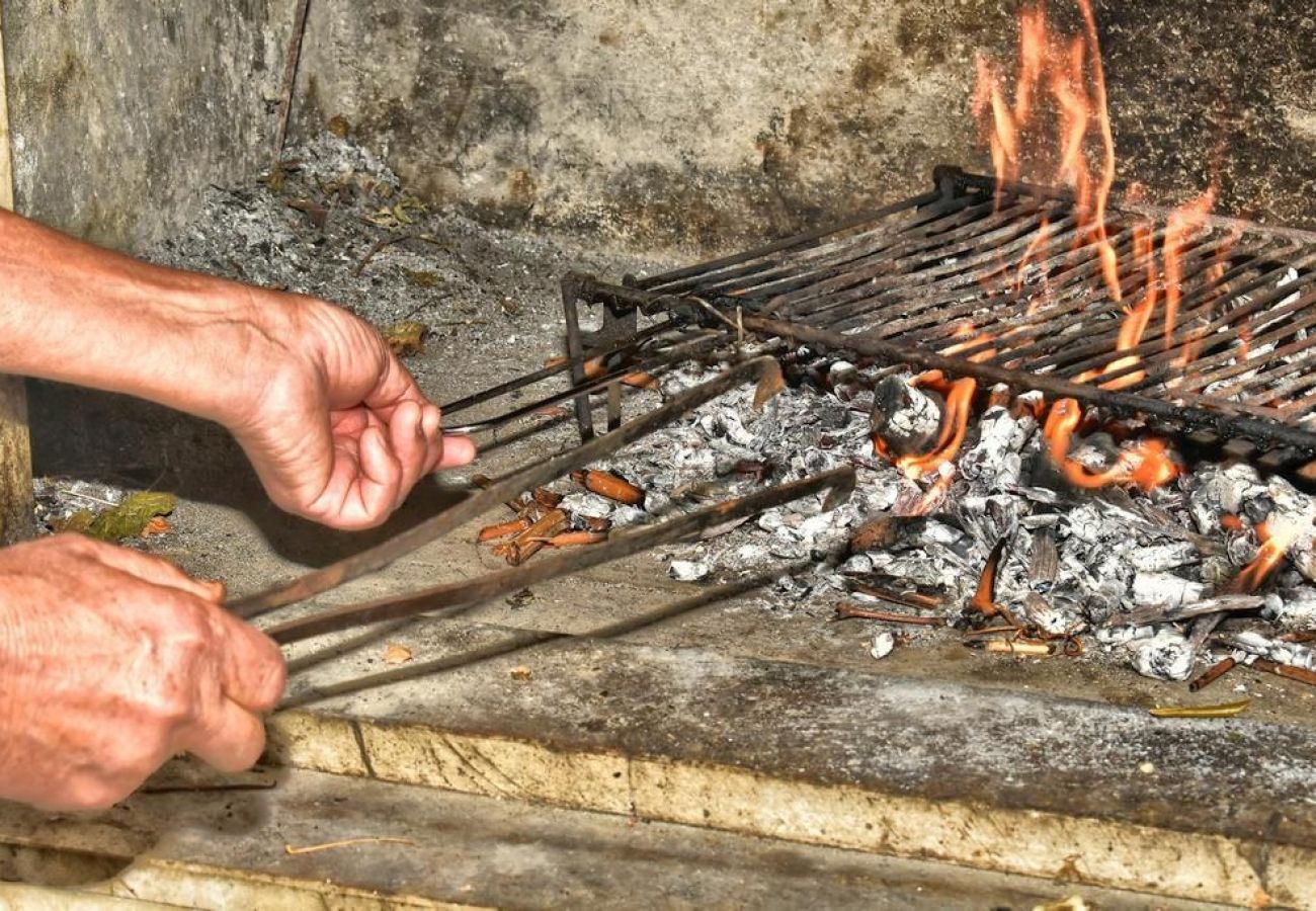 Апартаменты на Pisak - Aпартамент в Pisak c терраса, Спутниковое / кабельное телевидение, WIFI, Балкон / Терраса (77-1)