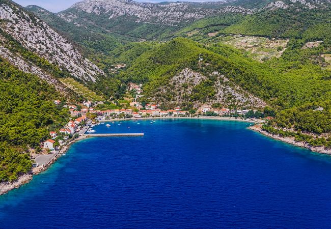 Апартаменты на Orebic - Квартира в Оребиче с видом на море, террасой, кондиционером, WIFI (114-2) Апартаменты на Orebic - Квартира в Оребиче с видом на море, террасой, кондиционером, WIFI (114-2)