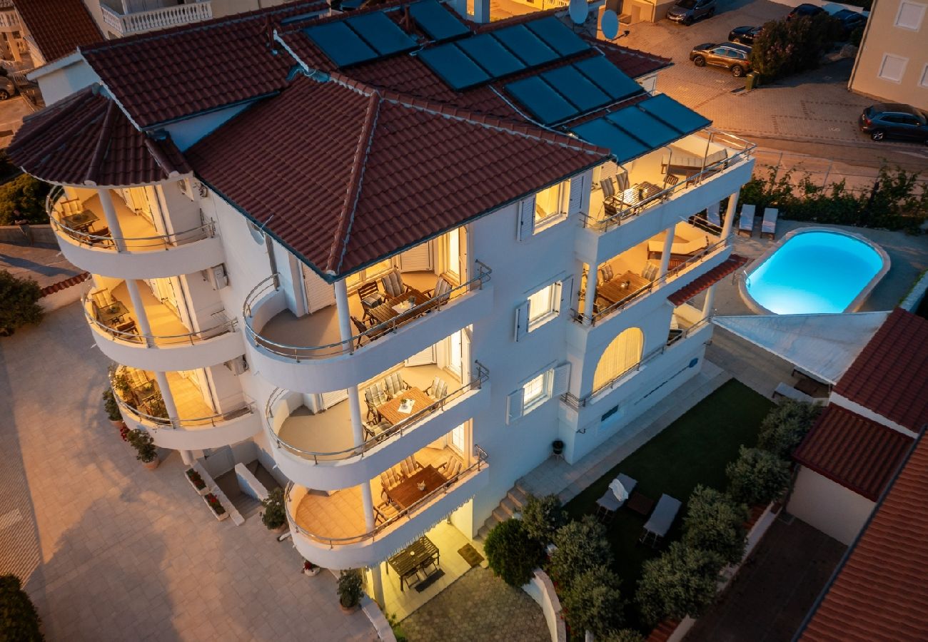 Апартаменты на Vodice - Ferienwohnung in Vodice mit Meerblick, Terrasse, Klimaanlage, W-LAN (94-1)