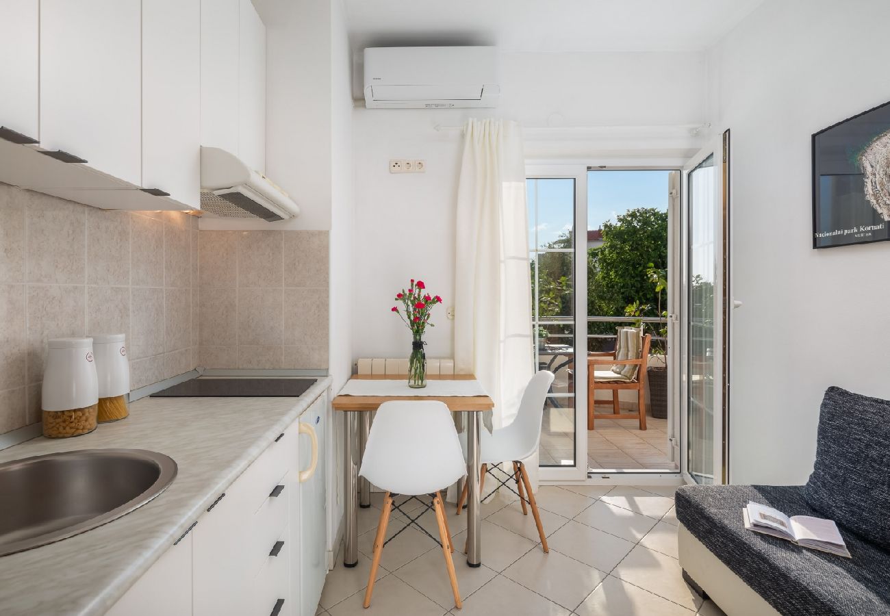 Апартаменты на Vodice - Ferienwohnung in Vodice mit Meerblick, Terrasse, Klimaanlage, W-LAN (94-2)