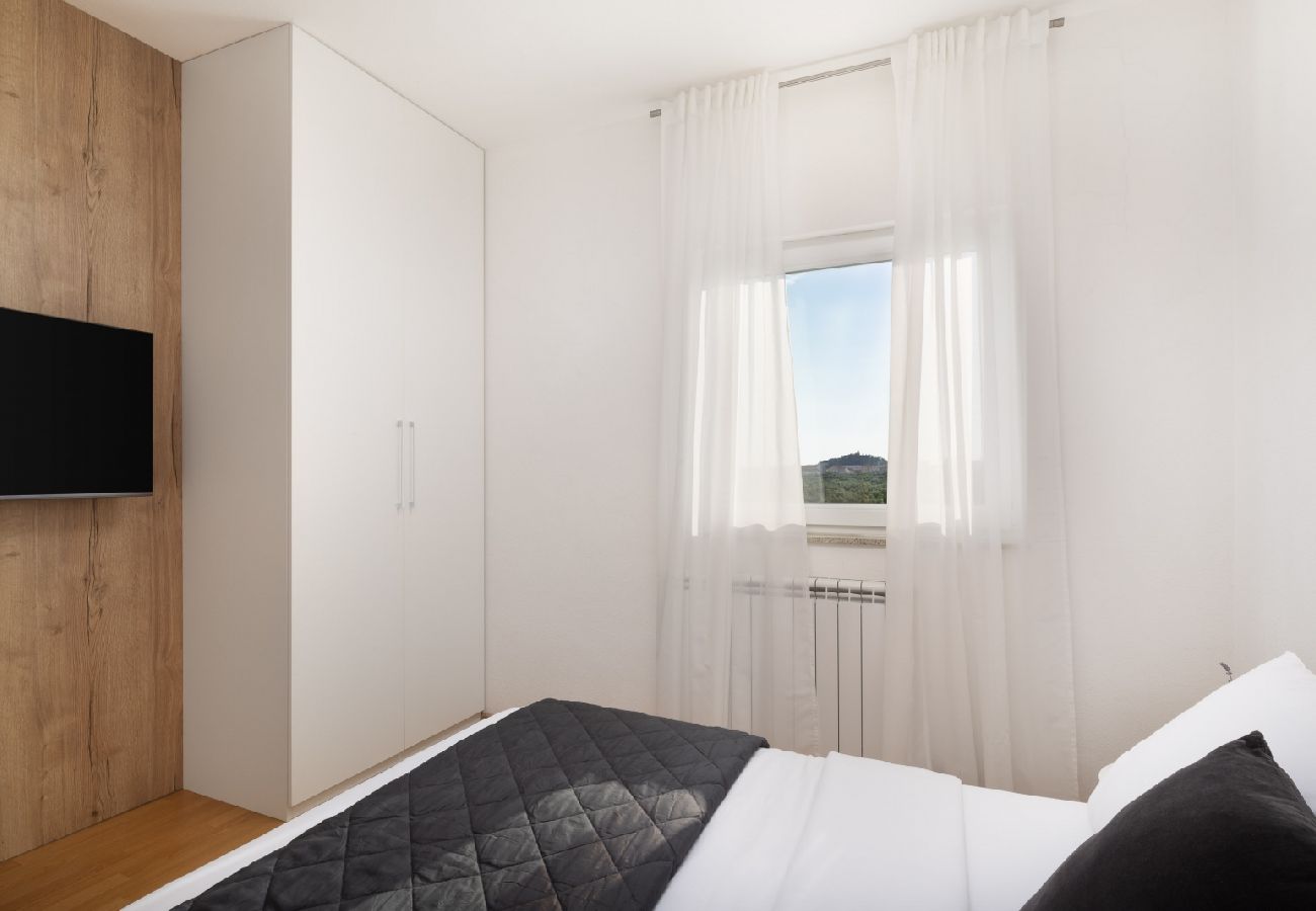 Апартаменты на Vodice - Ferienwohnung in Vodice mit Meerblick, Terrasse, Klimaanlage, W-LAN (94-3)