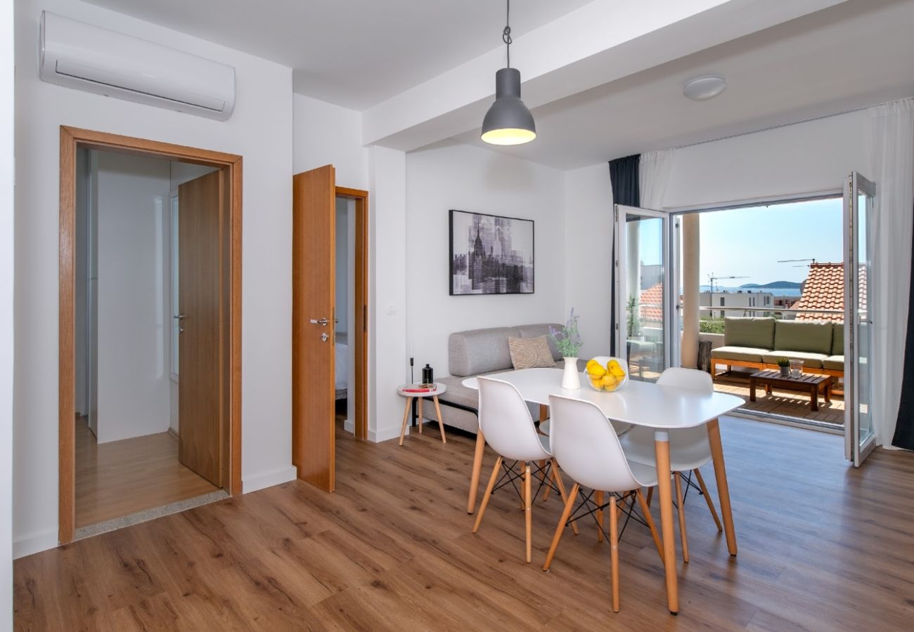 Апартаменты на Vodice - Apartment in Vodice with Seaview, Terrace, Air condition, WIFI (94-5)