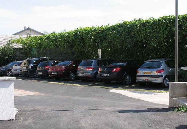 Апартаменты на Vodice - Ferienwohnung in Vodice mit Meerblick, Balkon, Klimaanlage, W-LAN (94-10) Апартаменты на Vodice - Ferienwohnung in Vodice mit Meerblick, Balkon, Klimaanlage, W-LAN (94-10)