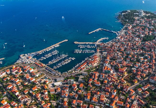 Апартаменты на Vodice - Ferienwohnung in Vodice mit Meerblick, Balkon, Klimaanlage, W-LAN (94-10) Апартаменты на Vodice - Ferienwohnung in Vodice mit Meerblick, Balkon, Klimaanlage, W-LAN (94-10)