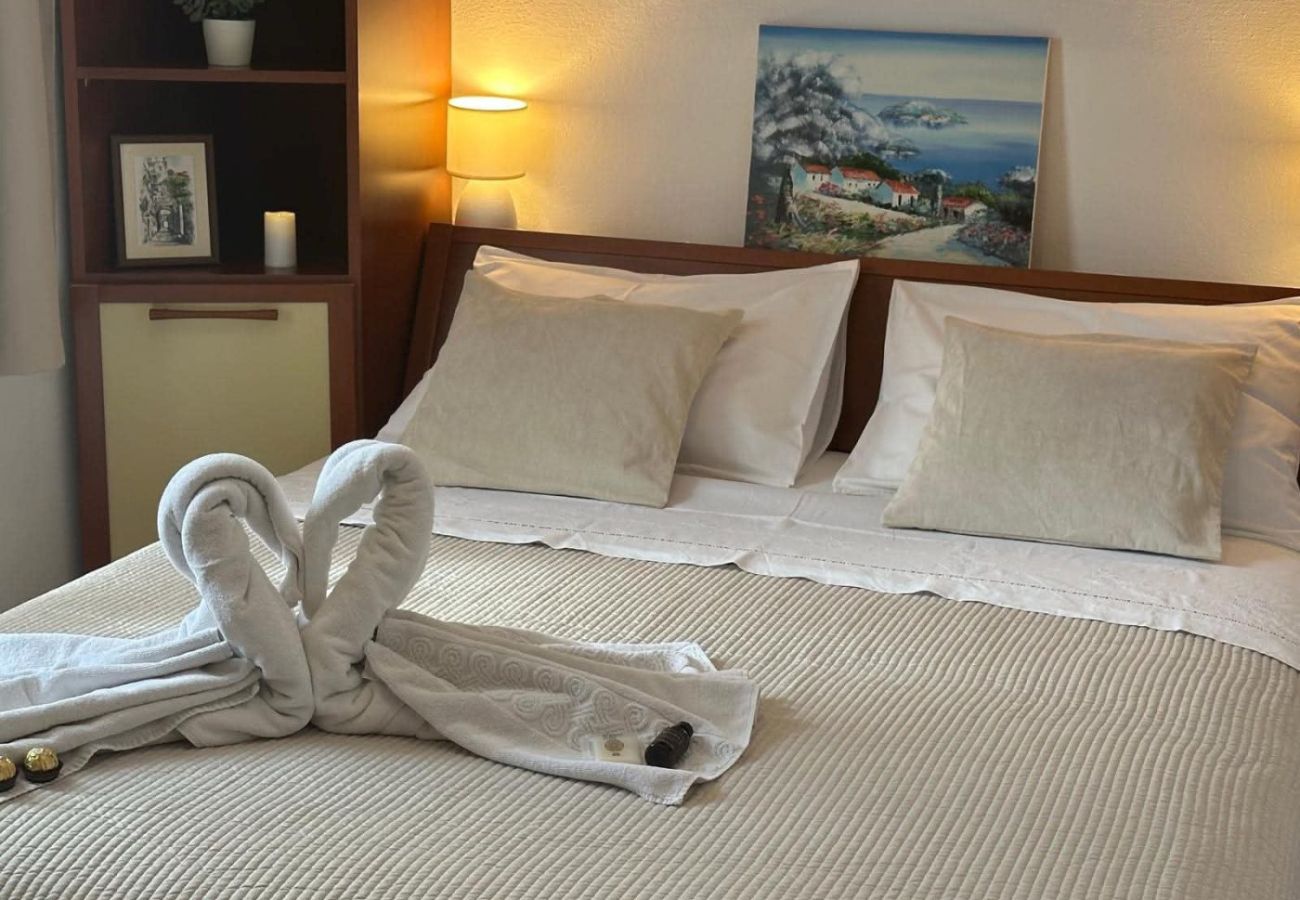 Апартаменты на Lumbarda - Apartment in Lumbarda with Seaview, Terrace, Air condition, WIFI (128-1)