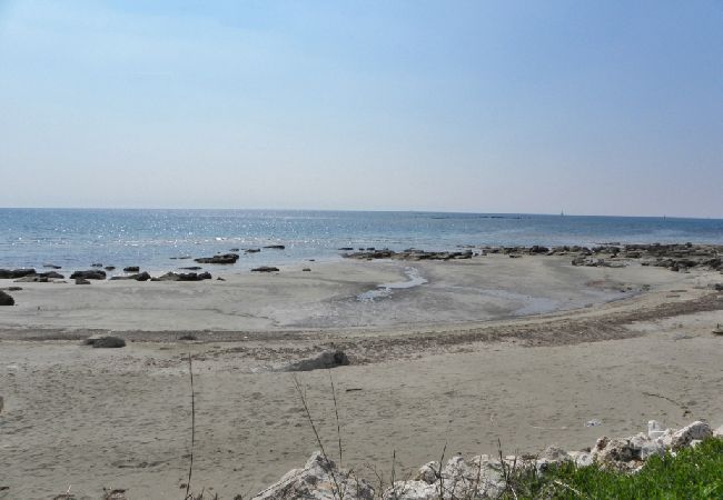 Апартаменты на Zambratija - Aпартамент в Замбратија c Вид на море, балкон, Спутниковое / кабельное телевидение, WIFI (158-3) Апартаменты на Zambratija - Aпартамент в Замбратија c Вид на море, балкон, Спутниковое / кабельное телевидение, WIFI (158-3)