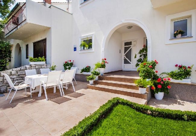 Апартаменты на Rovinj - Aпартамент в Ровинь c балкон, Спутниковое / кабельное телевидение, WIFI, инвалидности (230-2) Апартаменты на Rovinj - Aпартамент в Ровинь c балкон, Спутниковое / кабельное телевидение, WIFI, инвалидности (230-2)