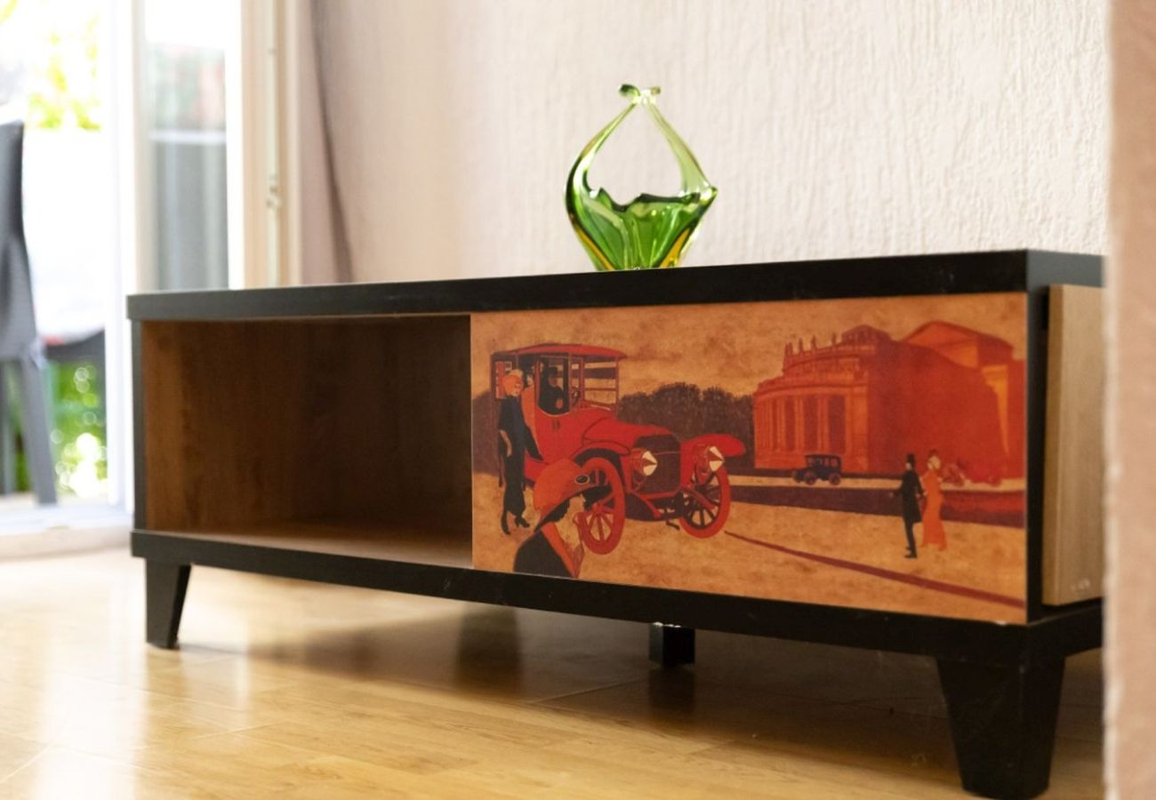 Апартаменты на Rab - Aпартамент в Барбат c балкон, Спутниковое / кабельное телевидение (660-2) Апартаменты на Rab - Aпартамент в Барбат c балкон, Спутниковое / кабельное телевидение (660-2)