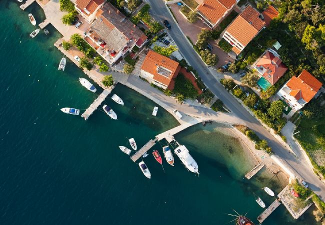 Апартаменты на Banjol - Ferienwohnung in Banjol mit Meerblick, Balkon, Klimaanlage, W-LAN (605-1) Апартаменты на Banjol - Ferienwohnung in Banjol mit Meerblick, Balkon, Klimaanlage, W-LAN (605-1)