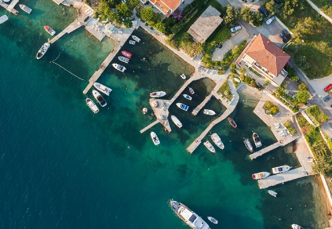 Апартаменты на Banjol - Ferienwohnung in Banjol mit Meerblick, Balkon, Klimaanlage, W-LAN (605-2) Апартаменты на Banjol - Ferienwohnung in Banjol mit Meerblick, Balkon, Klimaanlage, W-LAN (605-2)