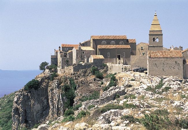 Апартаменты на Stivan - Aпартамент в Stivan c терраса, Спутниковое / кабельное телевидение, WIFI (920-1) Апартаменты на Stivan - Aпартамент в Stivan c терраса, Спутниковое / кабельное телевидение, WIFI (920-1)