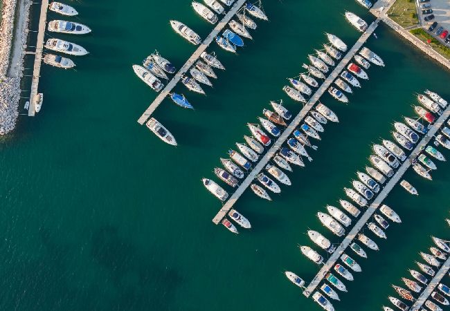 Апартаменты на Supetarska Draga - Aпартамент в Supetarska Draga c Вид на море, балкон, Спутниковое / кабельное телевидение, WIFI (3321-2) Апартаменты на Supetarska Draga - Aпартамент в Supetarska Draga c Вид на море, балкон, Спутниковое / кабельное телевидение, WIFI (3321-2)