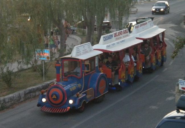 Апартаменты на Lopar - Aпартамент в Лопар c Вид на море, терраса, Спутниковое / кабельное телевидение, WIFI (613-4) Апартаменты на Lopar - Aпартамент в Лопар c Вид на море, терраса, Спутниковое / кабельное телевидение, WIFI (613-4)