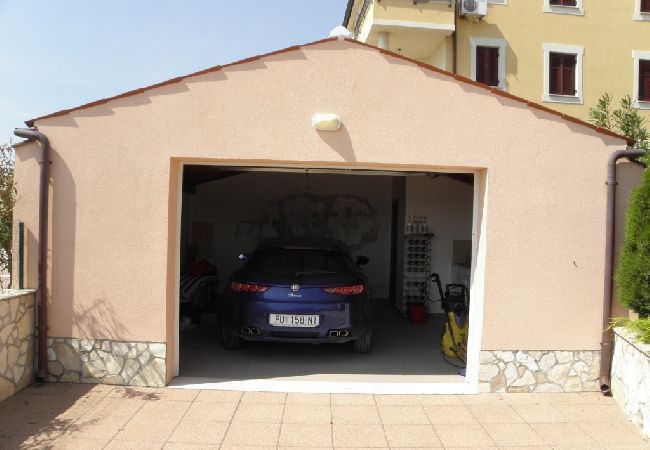 Апартаменты на Premantura - Ferienwohnung in Premantura mit Terrasse, Klimaanlage, W-LAN, Waschmaschine (3352-28) Апартаменты на Premantura - Ferienwohnung in Premantura mit Terrasse, Klimaanlage, W-LAN, Waschmaschine (3352-28)