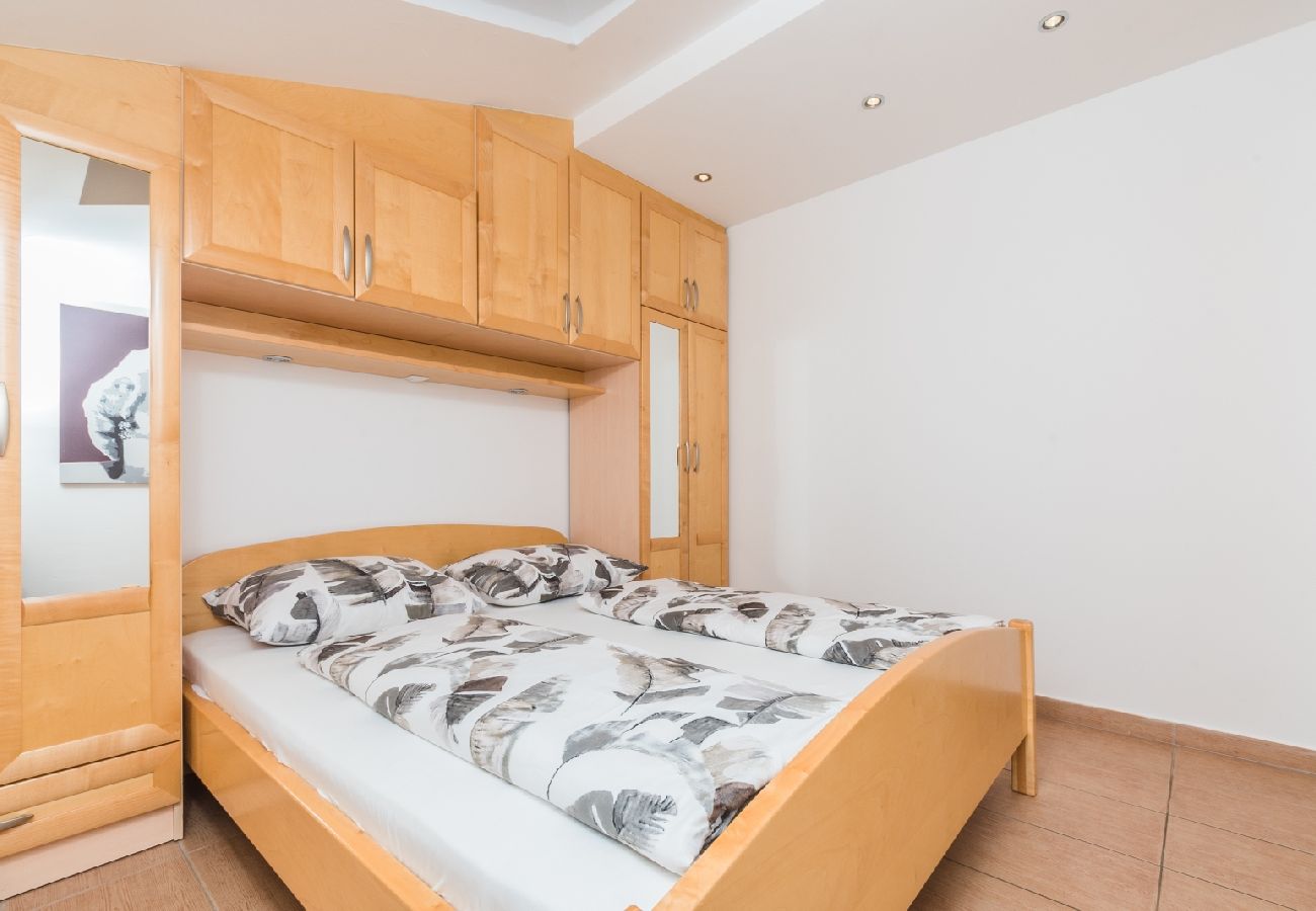 Апартаменты на Crikvenica - Ferienwohnung in Crikvenica mit Meerblick, Balkon, Klimaanlage, W-LAN (3492-9)