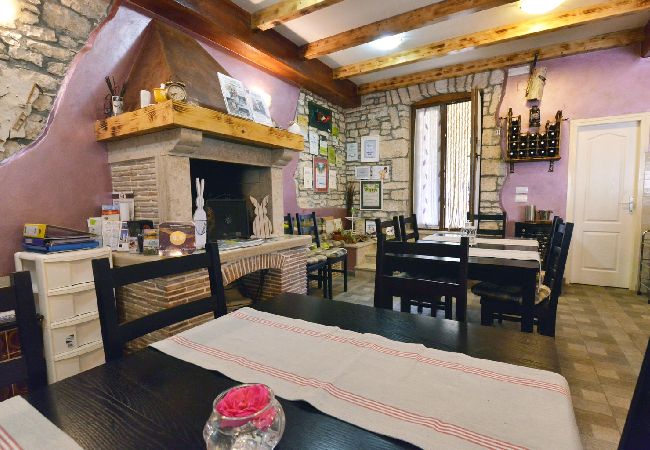 Дом на Vodnjan - Ferienhaus in Vodnjan mit Terrasse, Klimaanlage, W-LAN, Waschmaschine (3556-1) Дом на Vodnjan - Ferienhaus in Vodnjan mit Terrasse, Klimaanlage, W-LAN, Waschmaschine (3556-1)