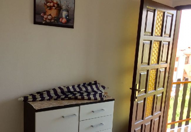 Апартаменты на Starigrad - Aпартамент в Стариград Пакленица c Вид на море, балкон, Спутниковое / кабельное телевидение, WIFI (627-4) Апартаменты на Starigrad - Aпартамент в Стариград Пакленица c Вид на море, балкон, Спутниковое / кабельное телевидение, WIFI (627-4)