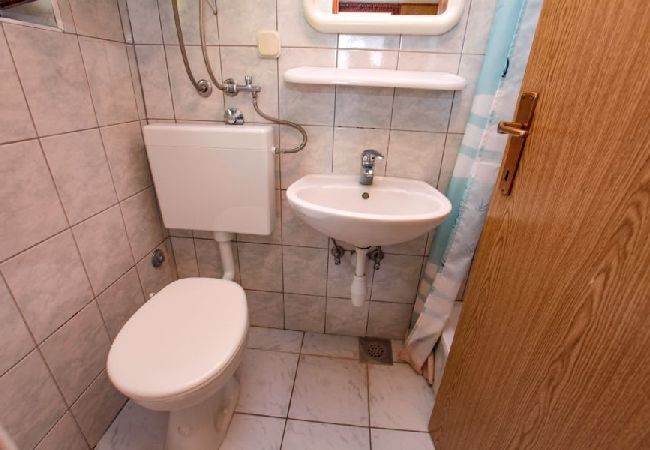 Апартаменты на Podaca - Aпартамент в Podaca c Вид на море, терраса, WIFI (3676-1) Апартаменты на Podaca - Aпартамент в Podaca c Вид на море, терраса, WIFI (3676-1)