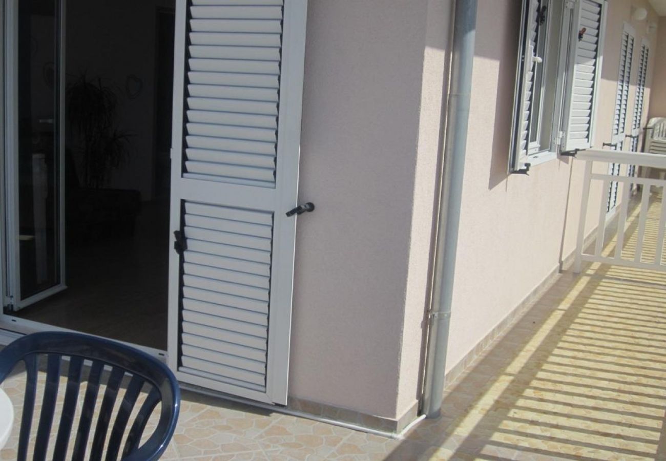 Rent by room на Hvar - Zimmer in Hvar-Stadt mit Meerblick, Terrasse, Klimaanlage, W-LAN (3666-3)