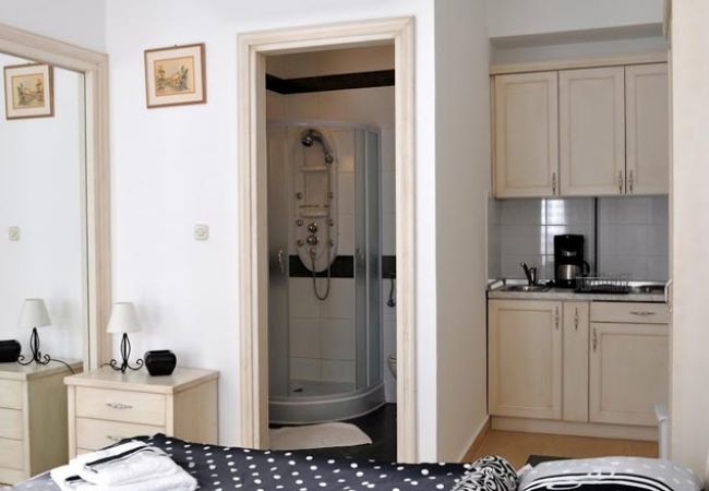 Квартира-студия на Savudrija - Studioapartment in Savudrija mit Terrasse, Klimaanlage, W-LAN, Waschmaschine (123-12) Квартира-студия на Savudrija - Studioapartment in Savudrija mit Terrasse, Klimaanlage, W-LAN, Waschmaschine (123-12)