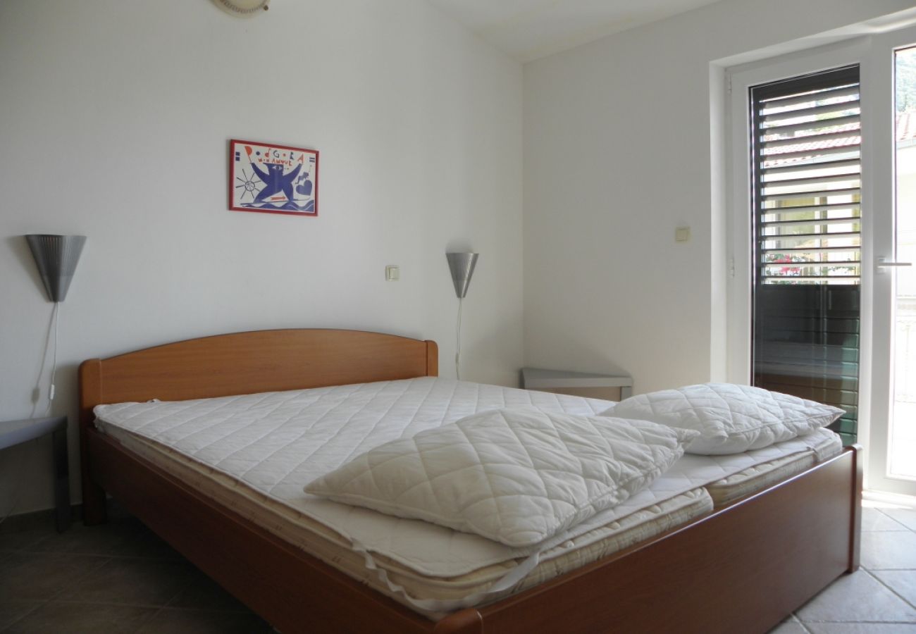 Апартаменты на Podgora - Ferienwohnung in Podgora mit Meerblick, Terrasse, Klimaanlage, W-LAN (3812-4)