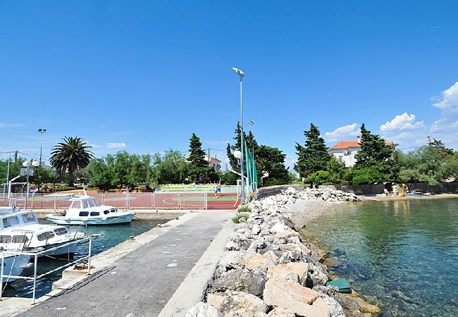 Апартаменты на Poljana - Квартира для отдыха в Поляне с видом на море, террасой, кондиционером, Wi-Fi (3617-5) Апартаменты на Poljana - Квартира для отдыха в Поляне с видом на море, террасой, кондиционером, Wi-Fi (3617-5)