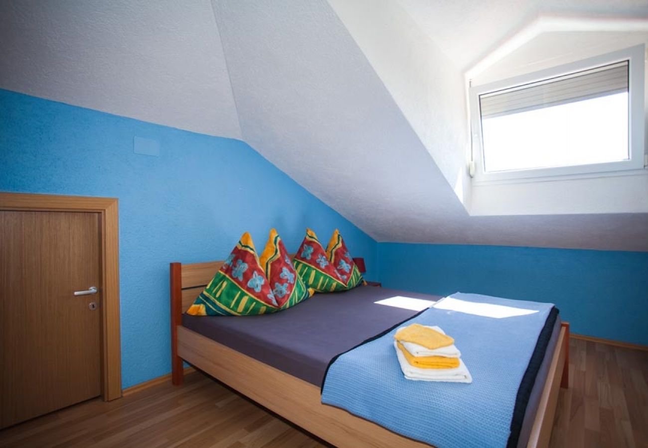 Rent by room на Nin - Комната в Zaton (Zadar) c WIFI, Балкон / Терраса (4141-9)