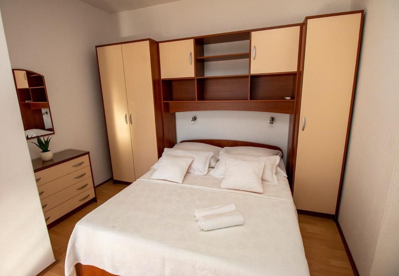 Апартаменты на Duce - Apartment in Duće with Seaview, Balcony, Air condition, WIFI (4172-1)