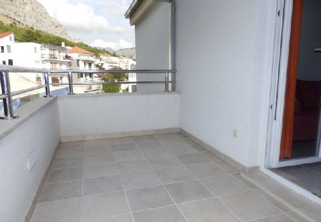 Апартаменты на Duce - Ferienwohnung in Duće mit Meerblick, Terrasse, Klimaanlage, W-LAN (4173-12) Апартаменты на Duce - Ferienwohnung in Duće mit Meerblick, Terrasse, Klimaanlage, W-LAN (4173-12)