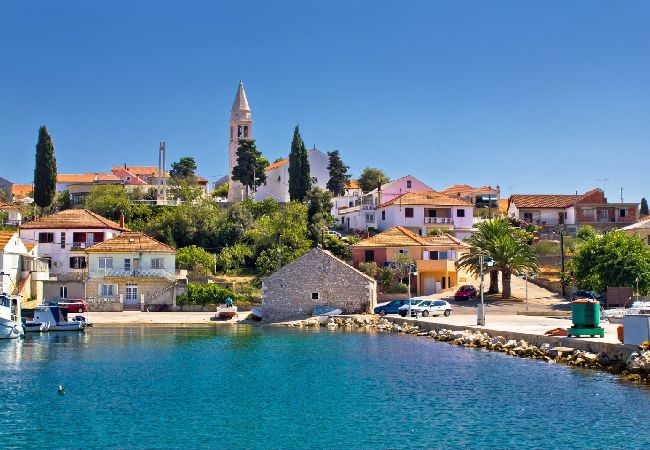 Апартаменты на Kali - Ferienwohnung in Kali mit Meerblick, Balkon, Klimaanlage, W-LAN (4230-2) Апартаменты на Kali - Ferienwohnung in Kali mit Meerblick, Balkon, Klimaanlage, W-LAN (4230-2)