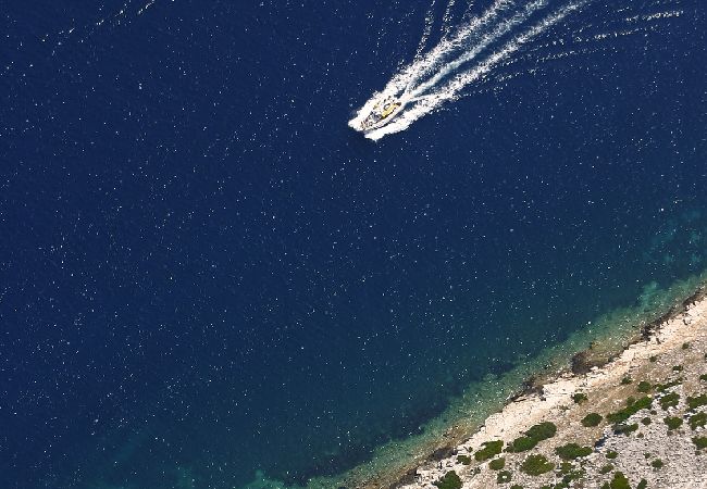 Апартаменты на Kali - Ferienwohnung in Kali mit Meerblick, Balkon, Klimaanlage, W-LAN (4230-2) Апартаменты на Kali - Ferienwohnung in Kali mit Meerblick, Balkon, Klimaanlage, W-LAN (4230-2)