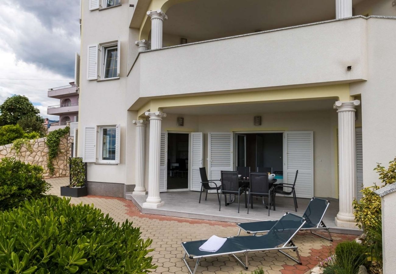 Апартаменты на Crikvenica - Ferienwohnung in Crikvenica mit Meerblick, Terrasse, Klimaanlage, W-LAN (4267-4)